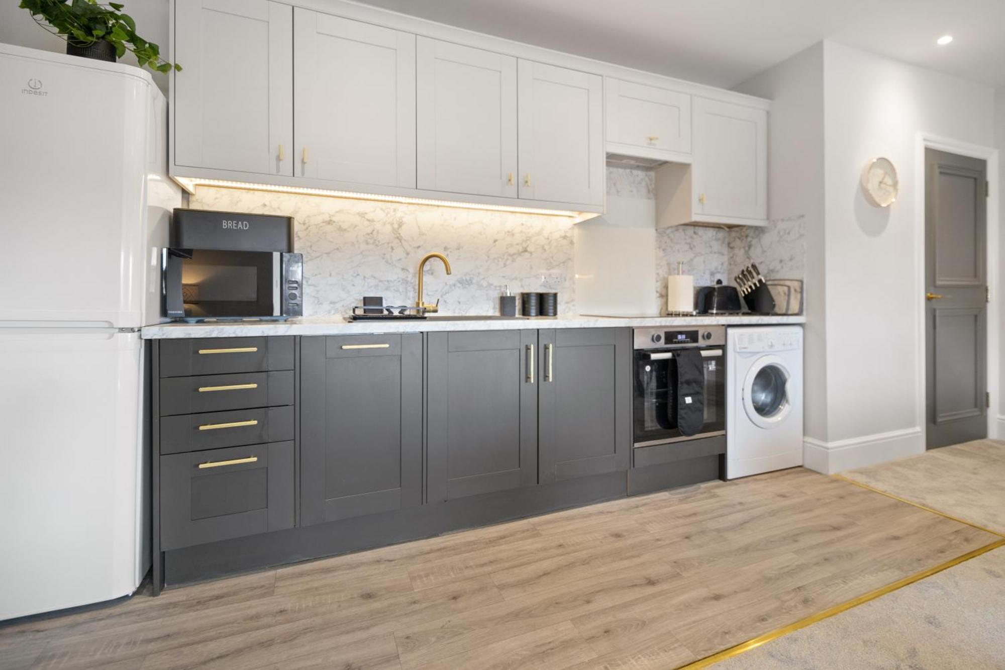Whiskawaystays - Victoria House - Apartment 6 ウスター エクステリア 写真
