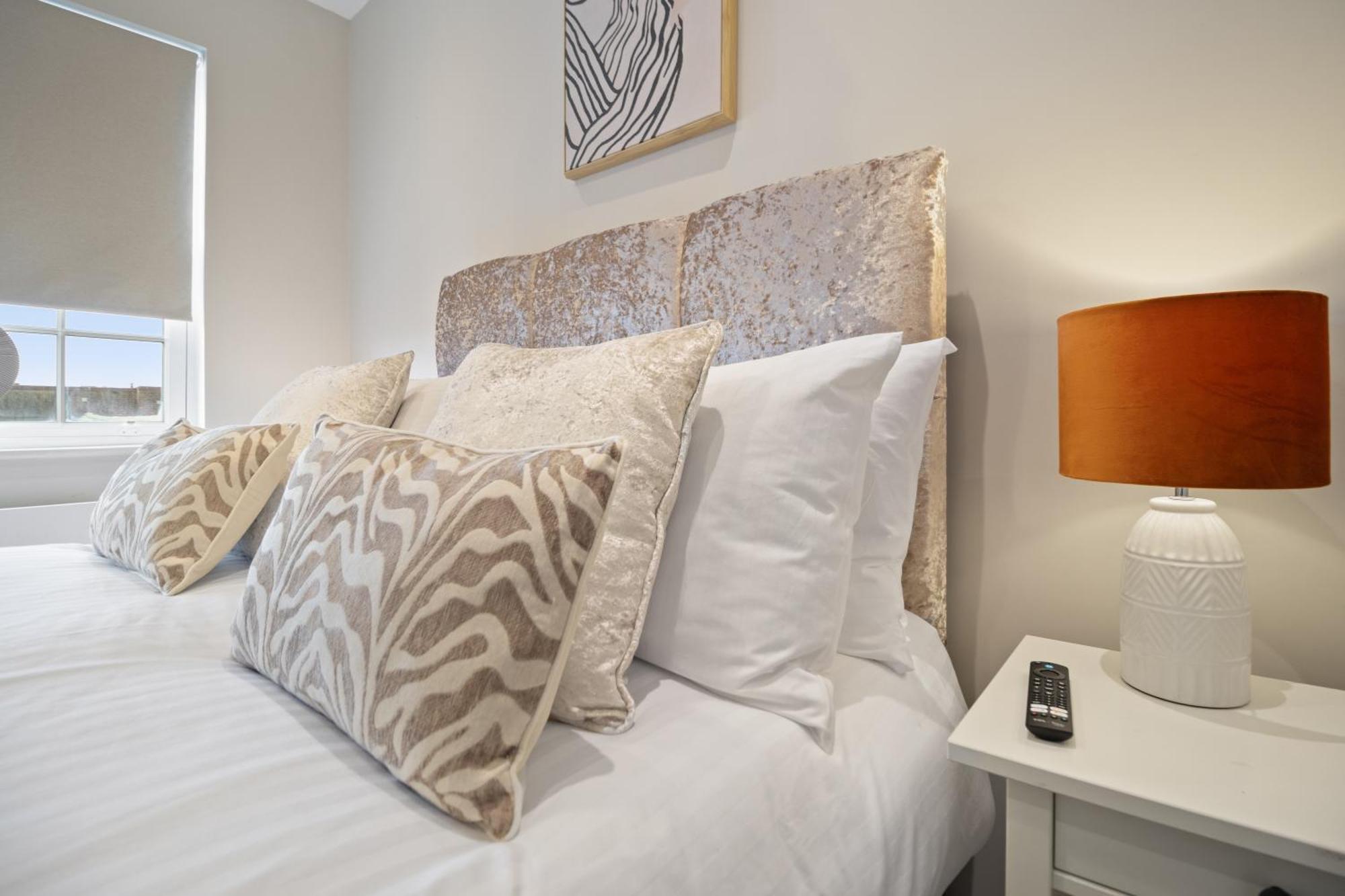 Whiskawaystays - Victoria House - Apartment 6 ウスター エクステリア 写真